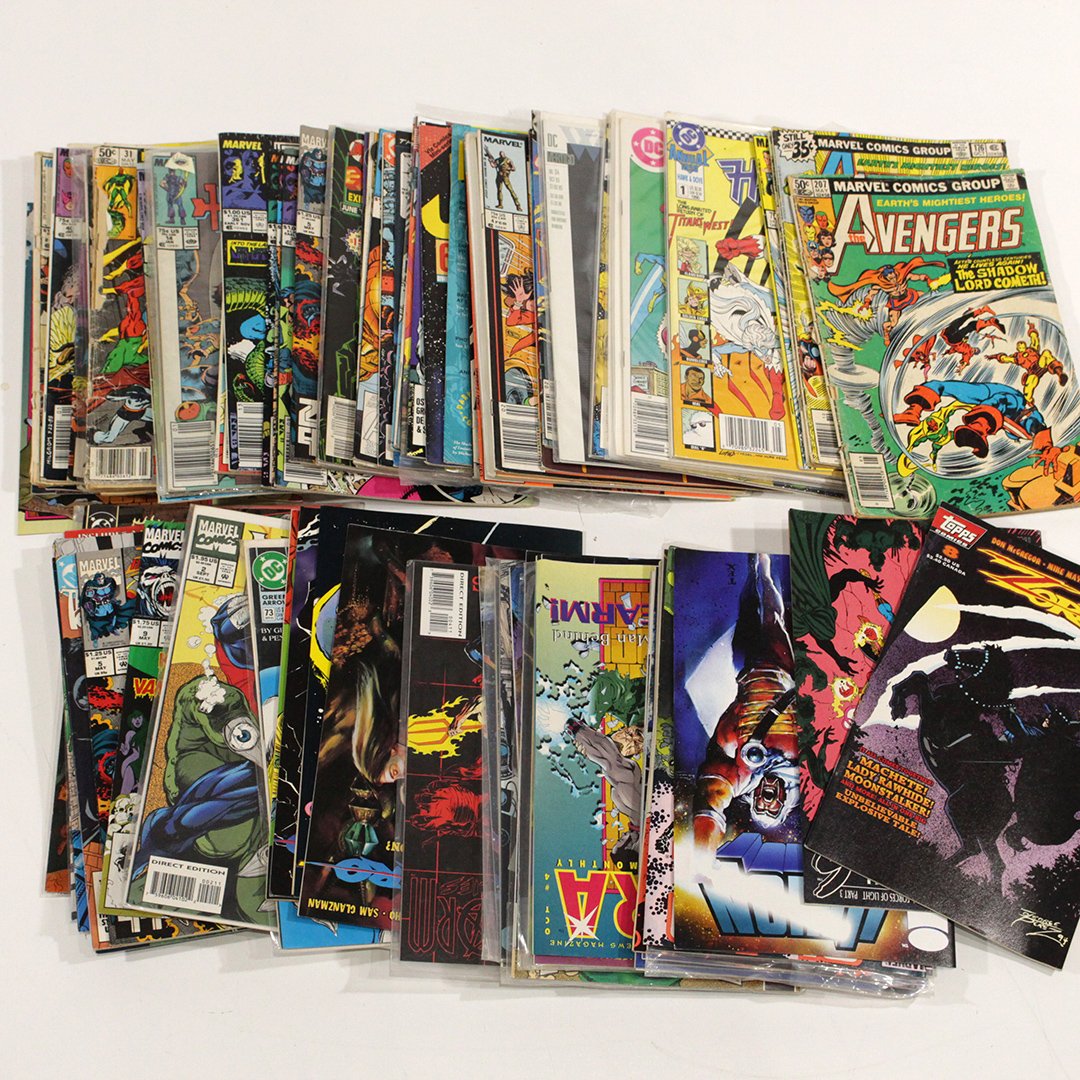 Group Lot of Estate Comics, Assorted Variety (1 of 4)