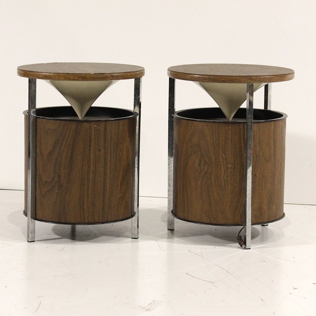 Mid-Century Space Age Vintage Stereo Speakers. (1 of 5)