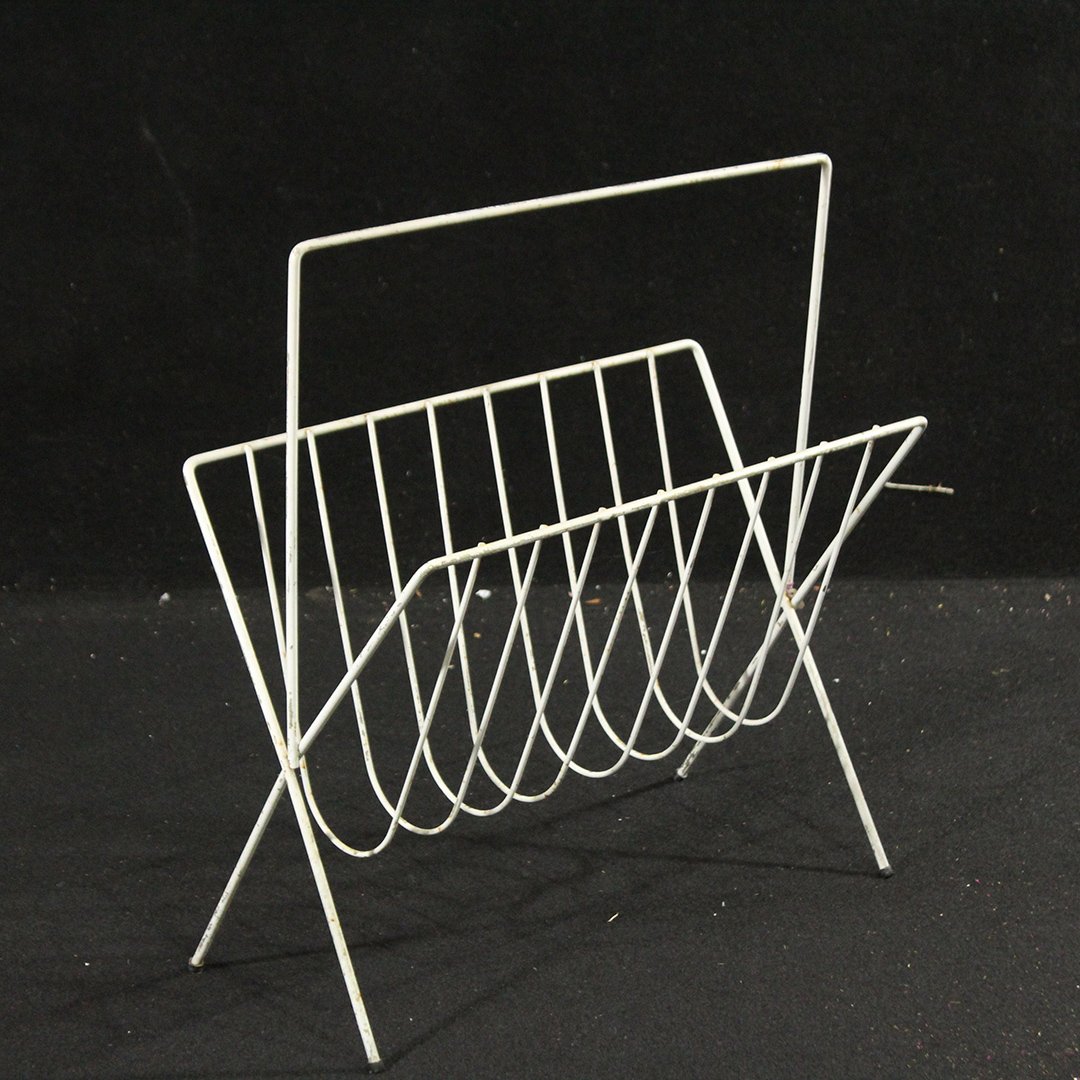 Mid-century Modern Wire Frame Magazine Rack (1 of 4)