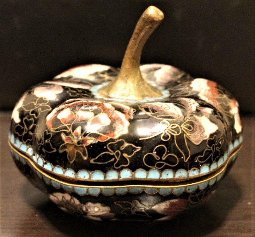 Unique Gourd Shaped Chinese Cloisonne Covered Box (1 of 6)