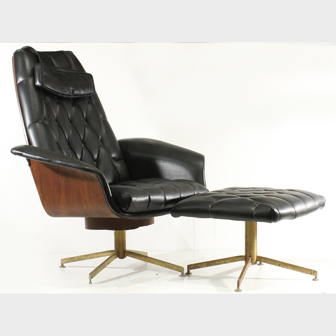 Mr Chair George Mulhauser Charlton Chair Company: Mr Chair George Mulhauser Charlton Chair Company . Bent wood plywood Mid-century Modern lounge chair in black vinyl. with ottoman. Size: 43 h , 39 w