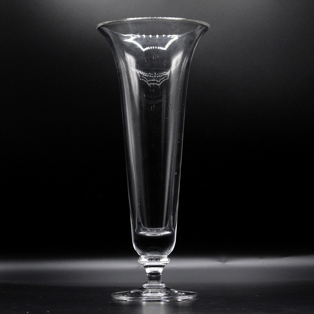 Vera Wang Wedgwood Signed Tall Glass Vase: Vera Wang Wedgwood Signed Tall Glass Vase. Size: 14 x 6 inches