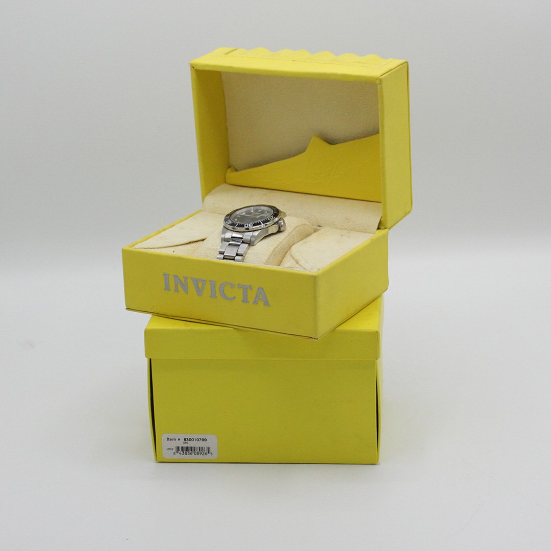 Invicta Mens Automatic Wrist Watch (1 of 8)