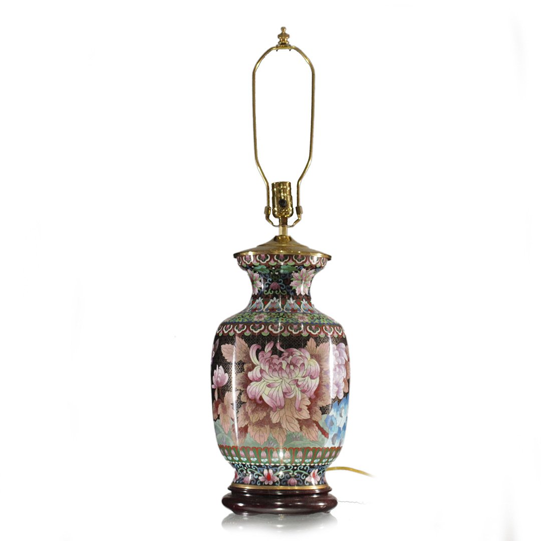 Fine Quality Chinese Cloisonne Base Table Lamp (1 of 10)