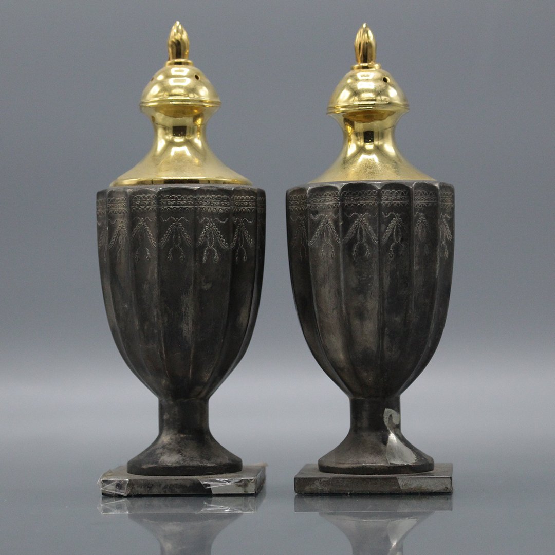 Goldinger Silver Art Co. Formal Regency Salt & Pepper (1 of 8)