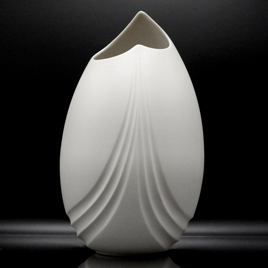 LENOX, Modernism  White Porcelain Vase (1 of 7)