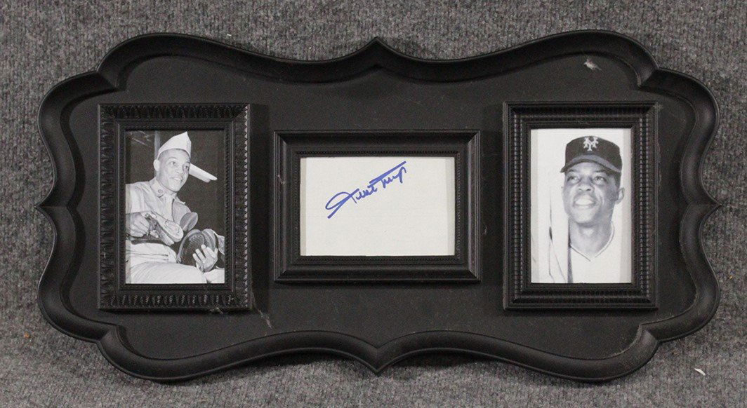 WILLIE MAYS Framed Autograph with COA (1 of 4)