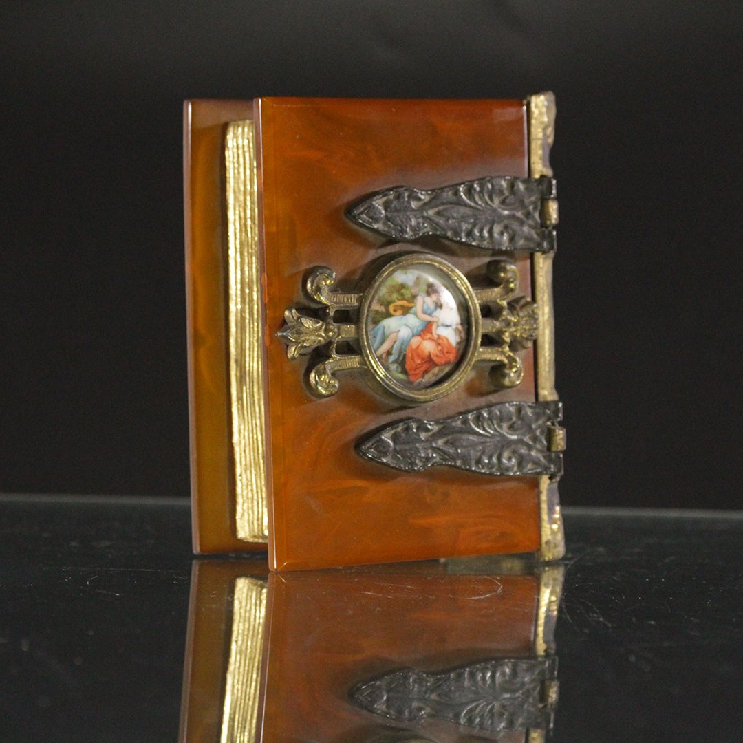 Bakelite and Porcelain book: Bakelite and Porcelain book , Size: 2.25 h , 5.5 x 4.5