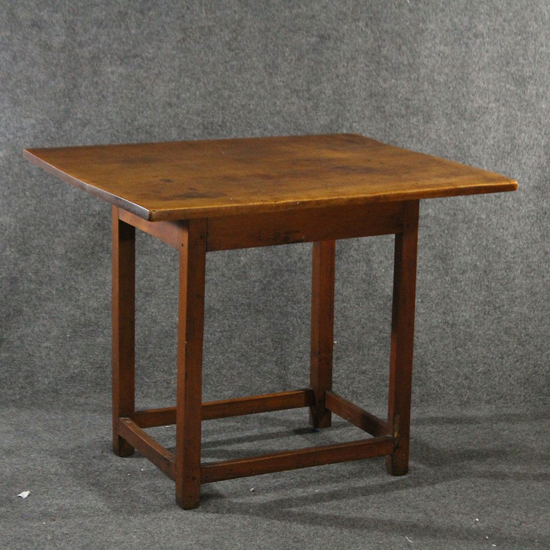 Early American Pine Country Kitchen Work Table (1 of 7)
