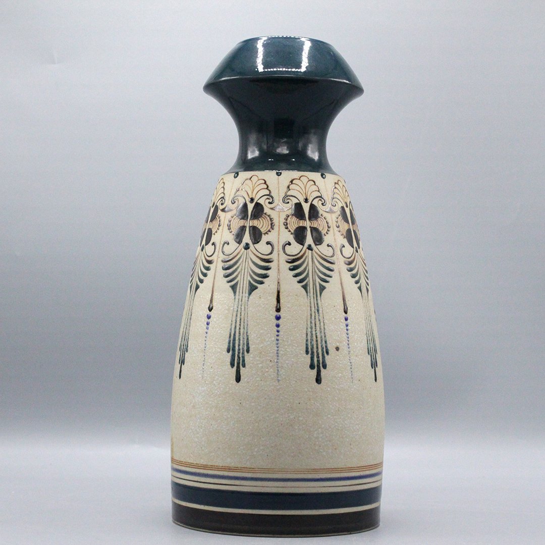 Mid-century Modern Atomic Space age Ceramic Vase (1 of 7)