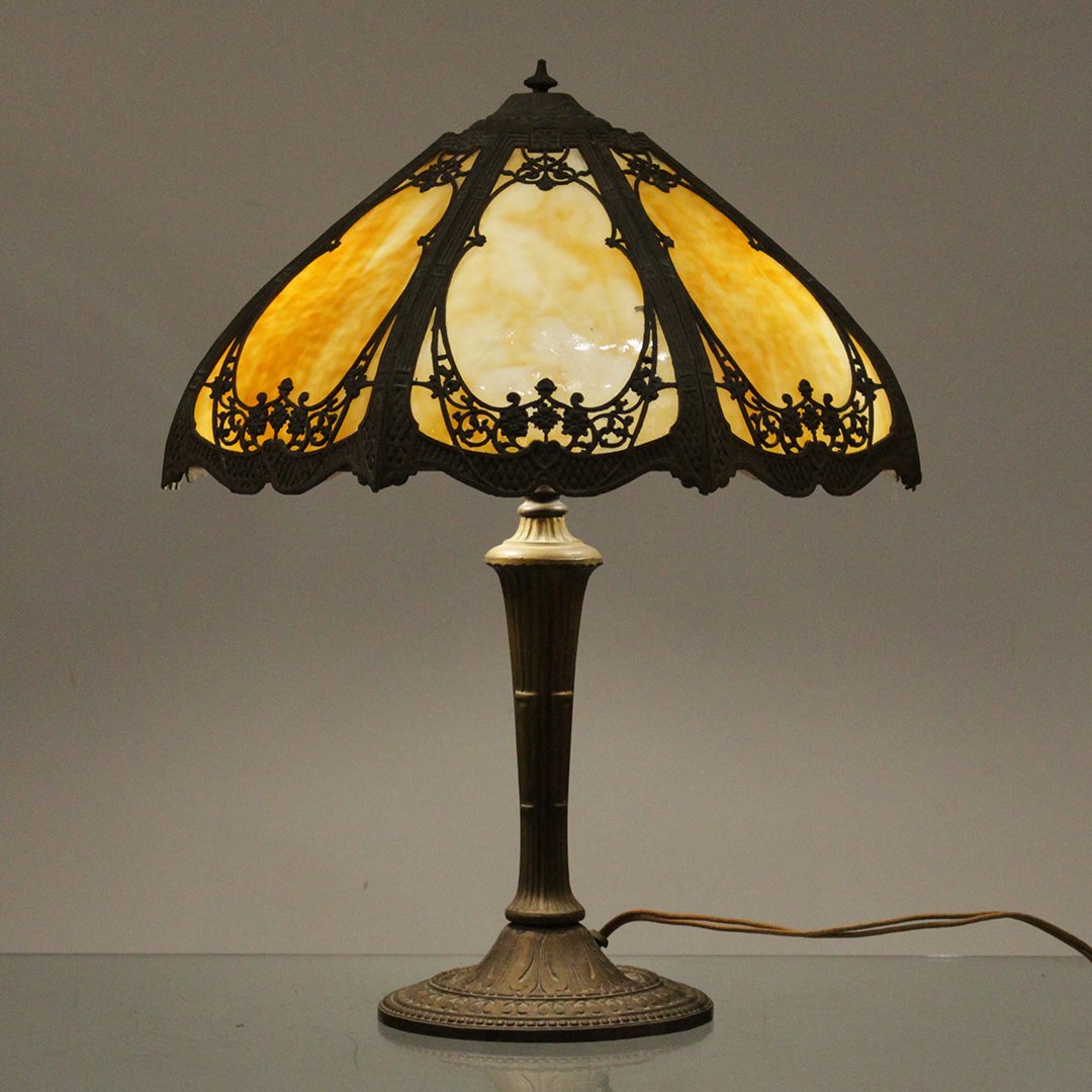 Miller Lamp Co. 8-Panel Slag Glass Table Lamp.Signed (1 of 13)
