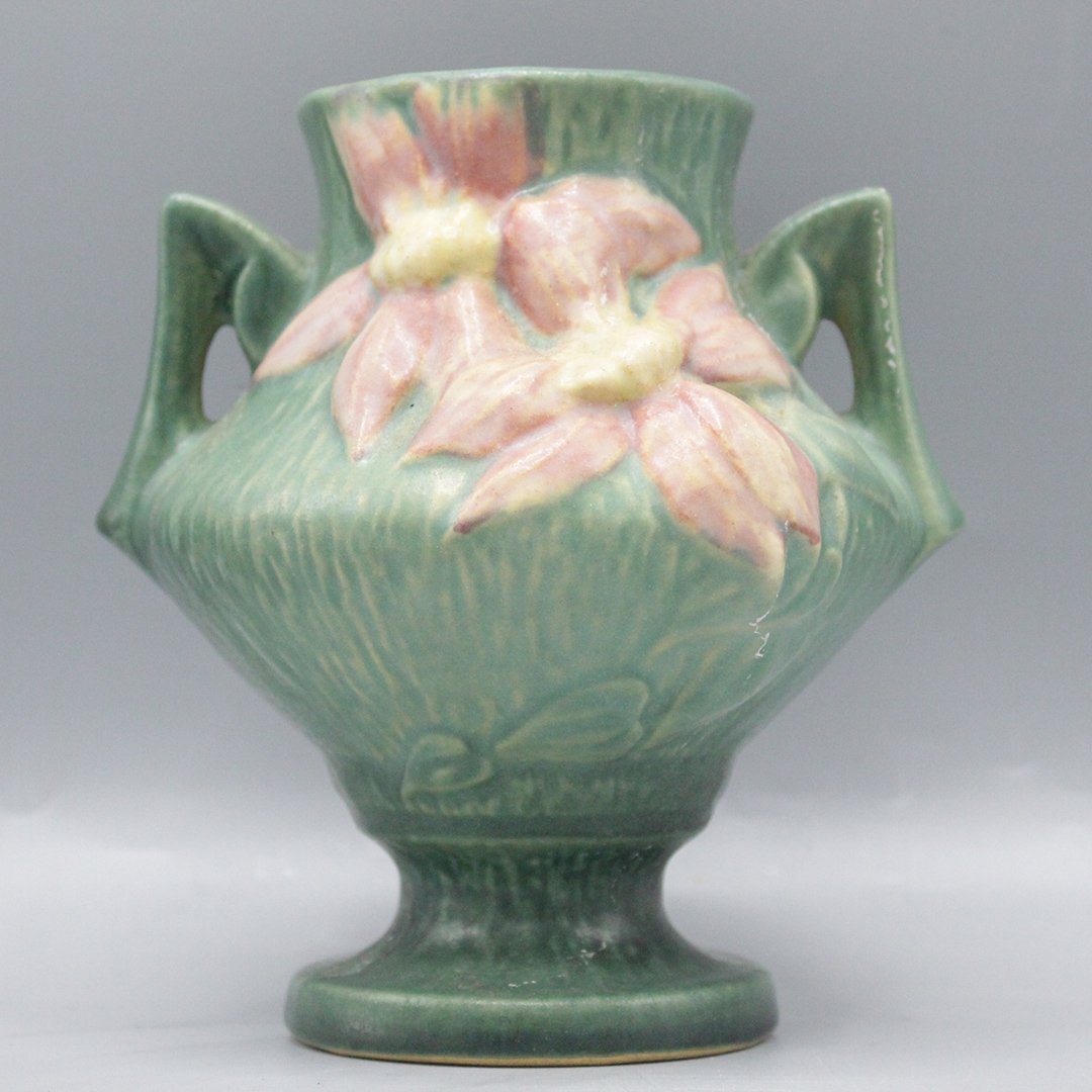 Roseville Art Pottery Vase (1 of 9)