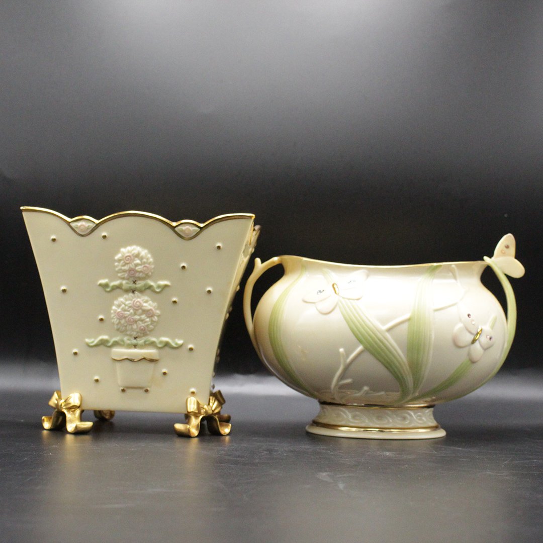 Two [2] Quality Porcelain LENOX Flowerpot and Bowl: Two [2] Quality Porcelain LENOX Flowerpot and Bowl. Size: