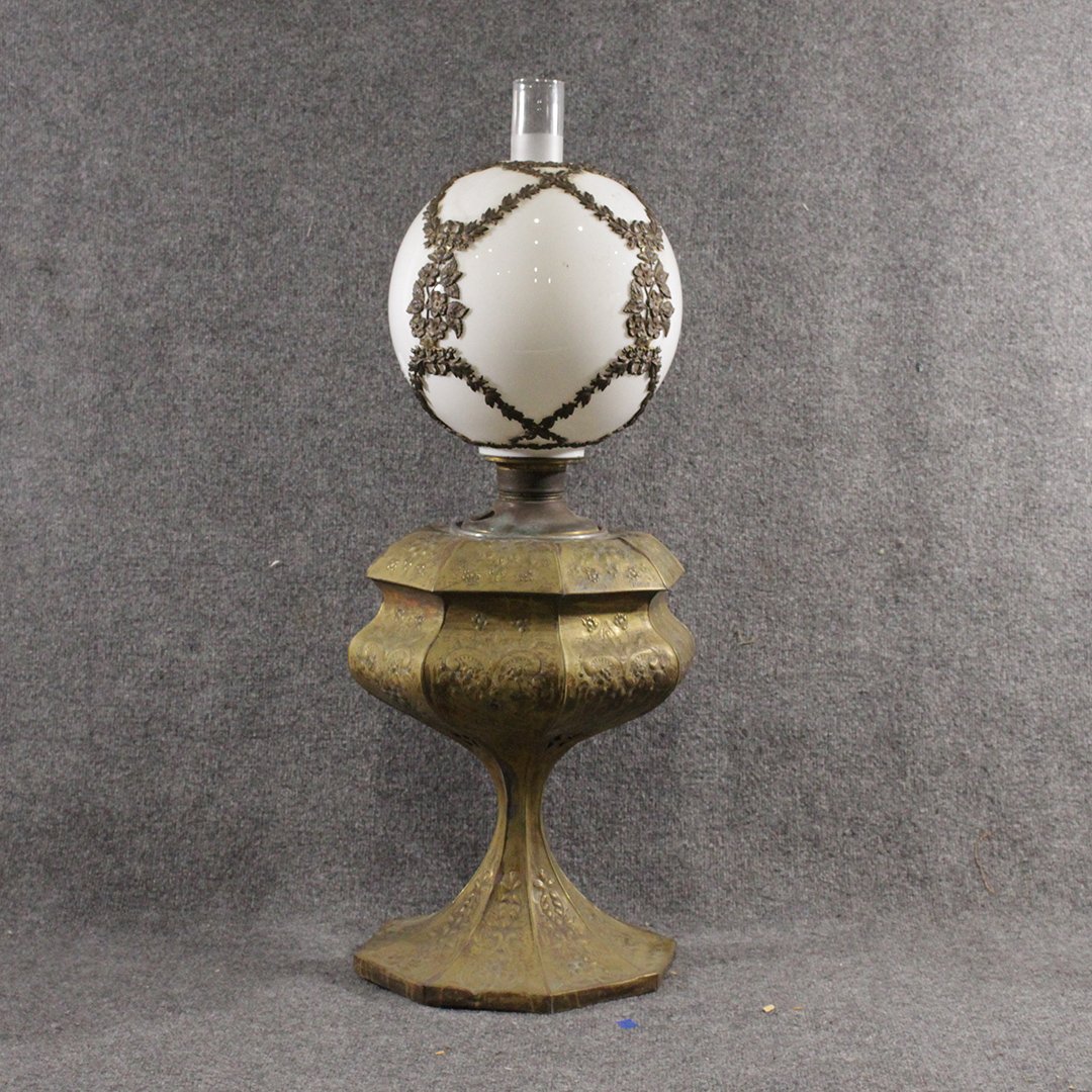 Large 19th C. Victorian Relief Brass Banquet Lamp (1 of 10)