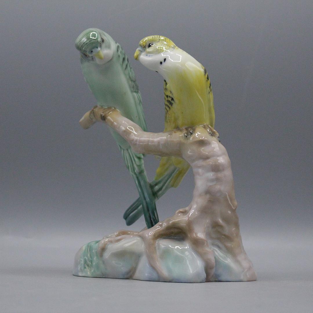 Wade England 1939 Two BUDGERIGARS Parakeets on Branch (1 of 11)