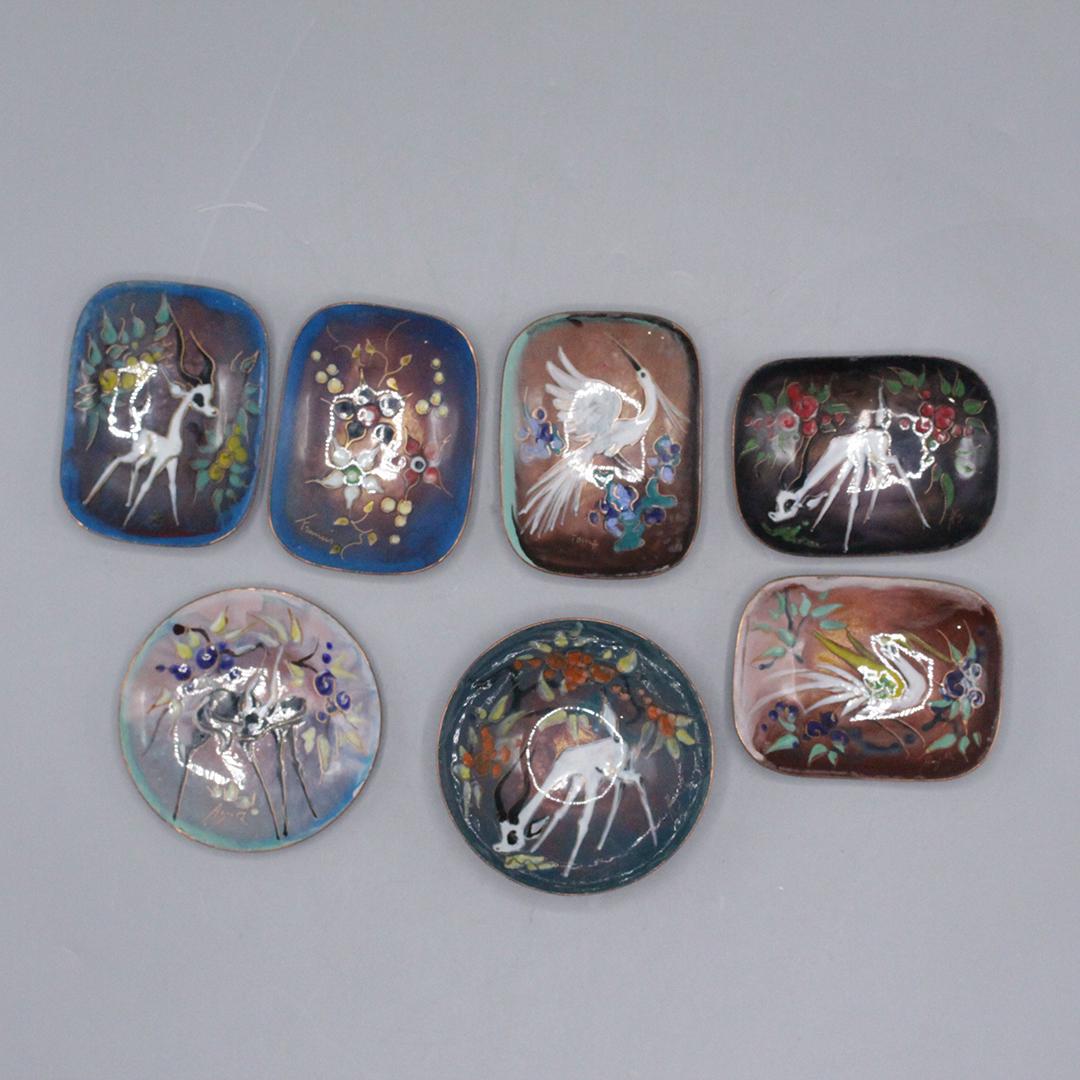 Seven Assorted Mid-Century Enamel Art Dish Trays (1 of 14)