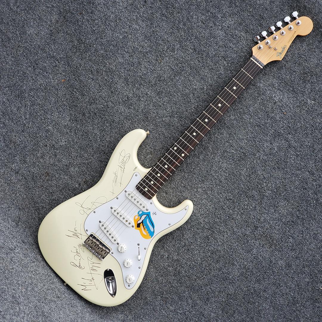 Charity Vets: THE ROLLING STONES Fender Guitar & Case (1 of 13)