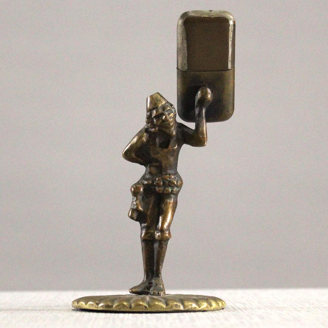 Unique Antique Bronze Art Deco Jester Holding Lighter (1 of 7)