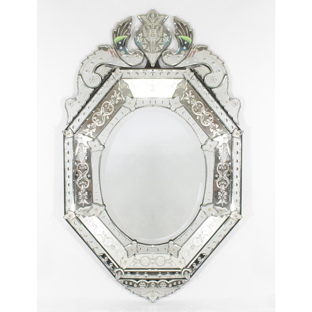 20th C. Venetian Octagon Shaped Wall Mirror (1 of 13)