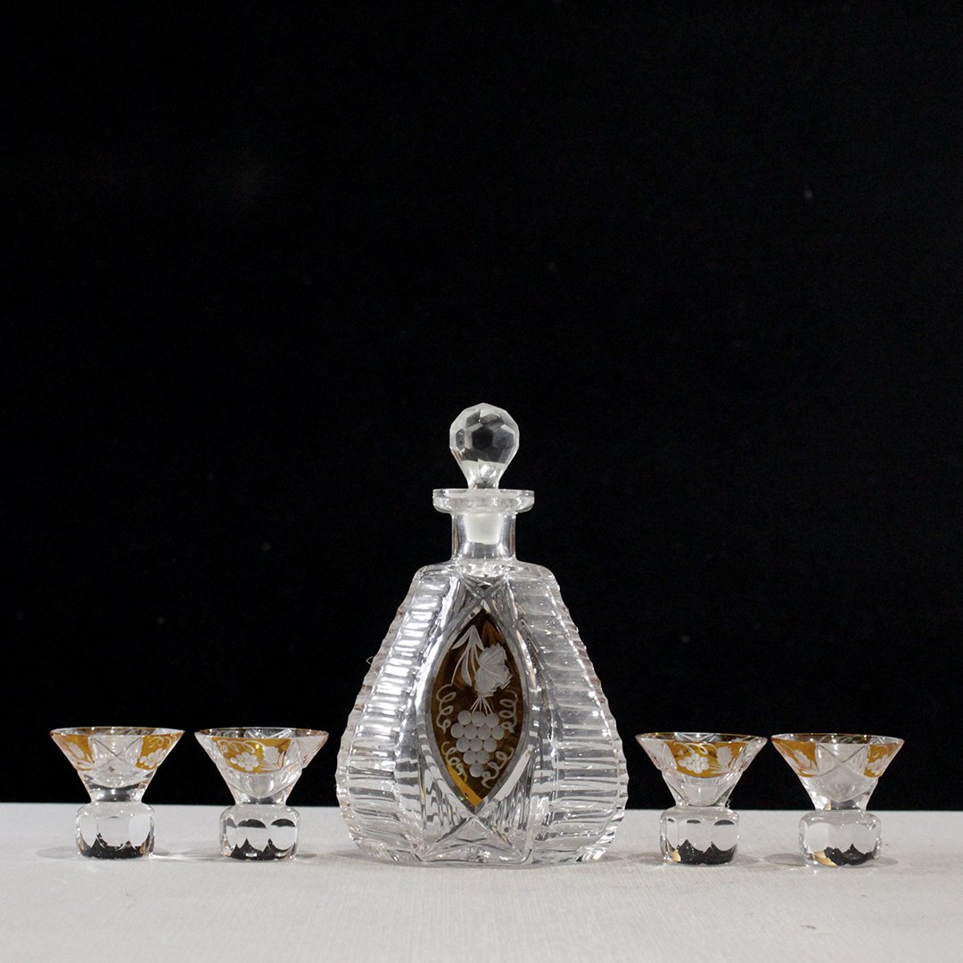 5-PC Clear & Amber Etched Glass Decanter and Cordials (1 of 9)