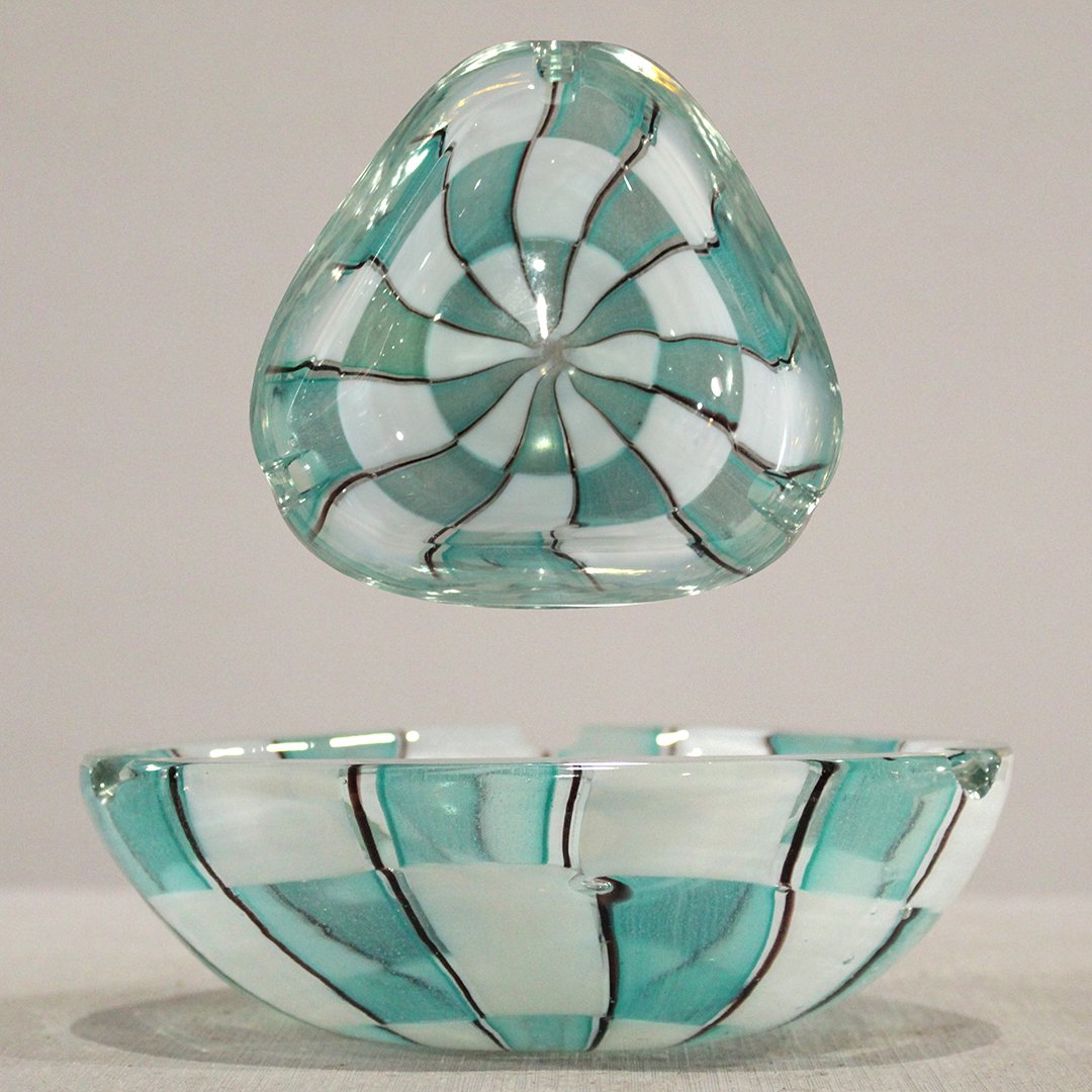 Mid-Century Modern Murano Art Glass Ashtray: Mid-Century Modern Murano Art Glass Ashtray, few small chips in dip edges. Size: 2.25 in. height, 7 in. wide.