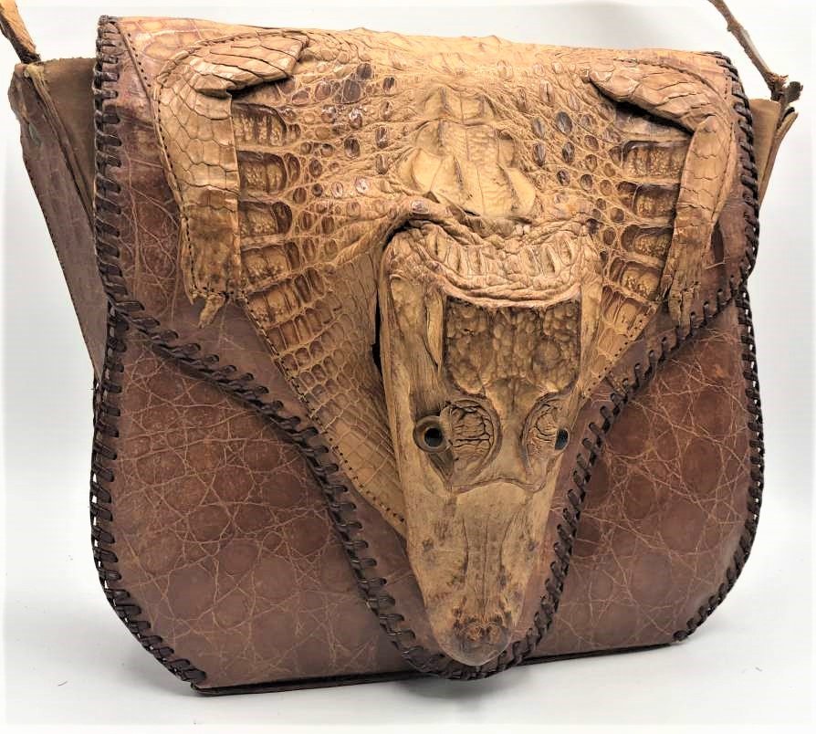 Vintage Full Bodied ALLIGATOR Leather Handbag: Vintage Full Bodied ALLIGATOR Leather Handbag. Made in Cuba. Size: 10 in. x 9 in.