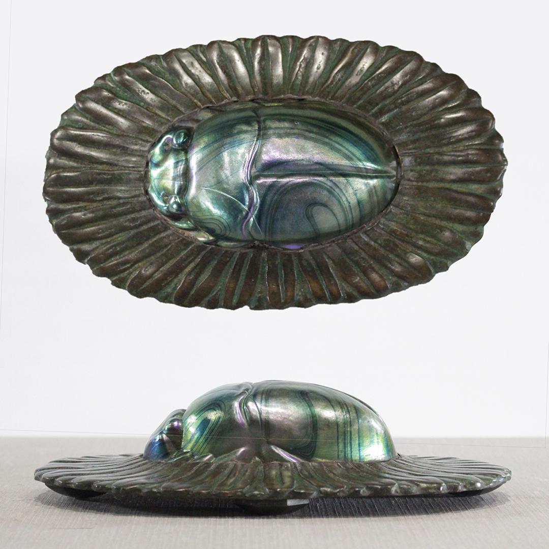 TIFFANY STUDIOS NEW YORK Scarab Art Glass Paperweight: TIFFANY STUDIOS NEW YORK Scarab Art Glass Paperweight in bronze. Signed on base. Original patina finish. Size: 2.5 x 8.75