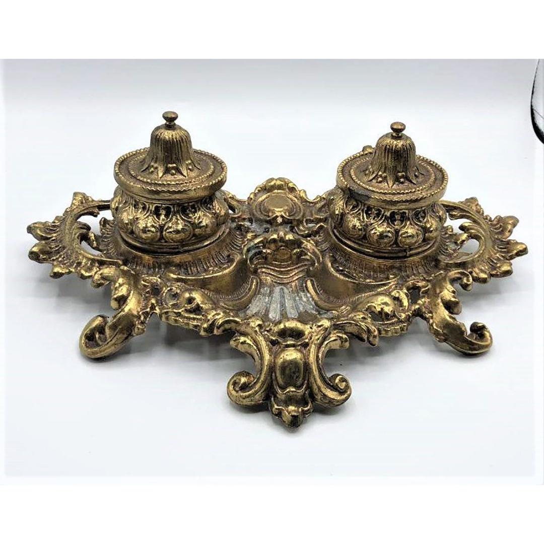 Victorian Style Double Inkwell Cast Metal Brass Finish (1 of 6)