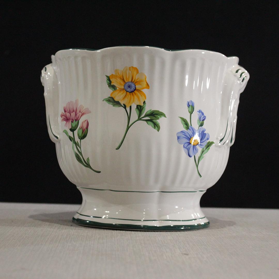 TIFFANY & CO Porcelain Catche Pot Floral Designs (1 of 10)