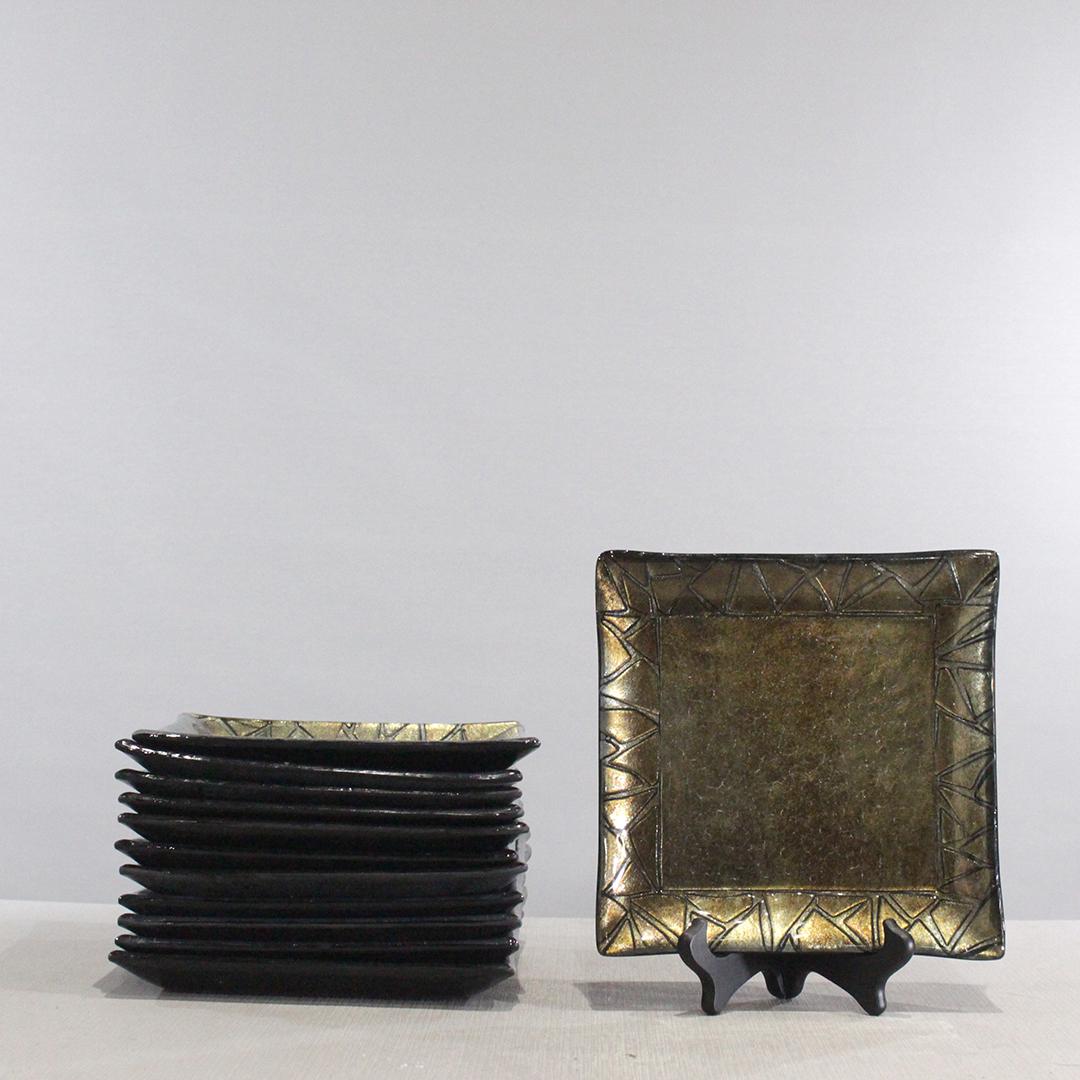 Set 12 Paul HATHCOAT Studios Fused Glass Dinner Plates (1 of 6)