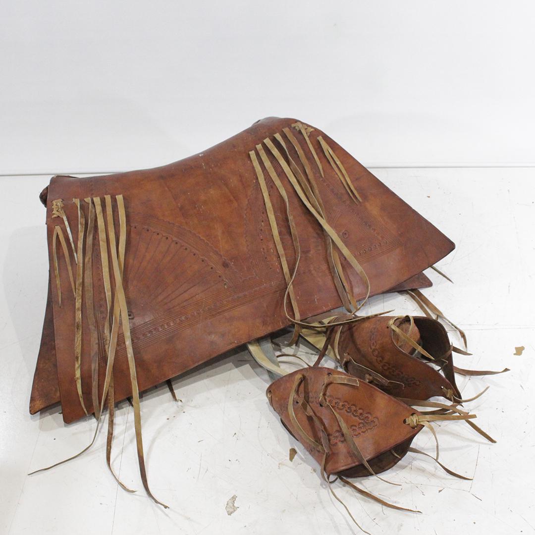 Early Leather Saddle with Boot Cups, Fringe (1 of 6)