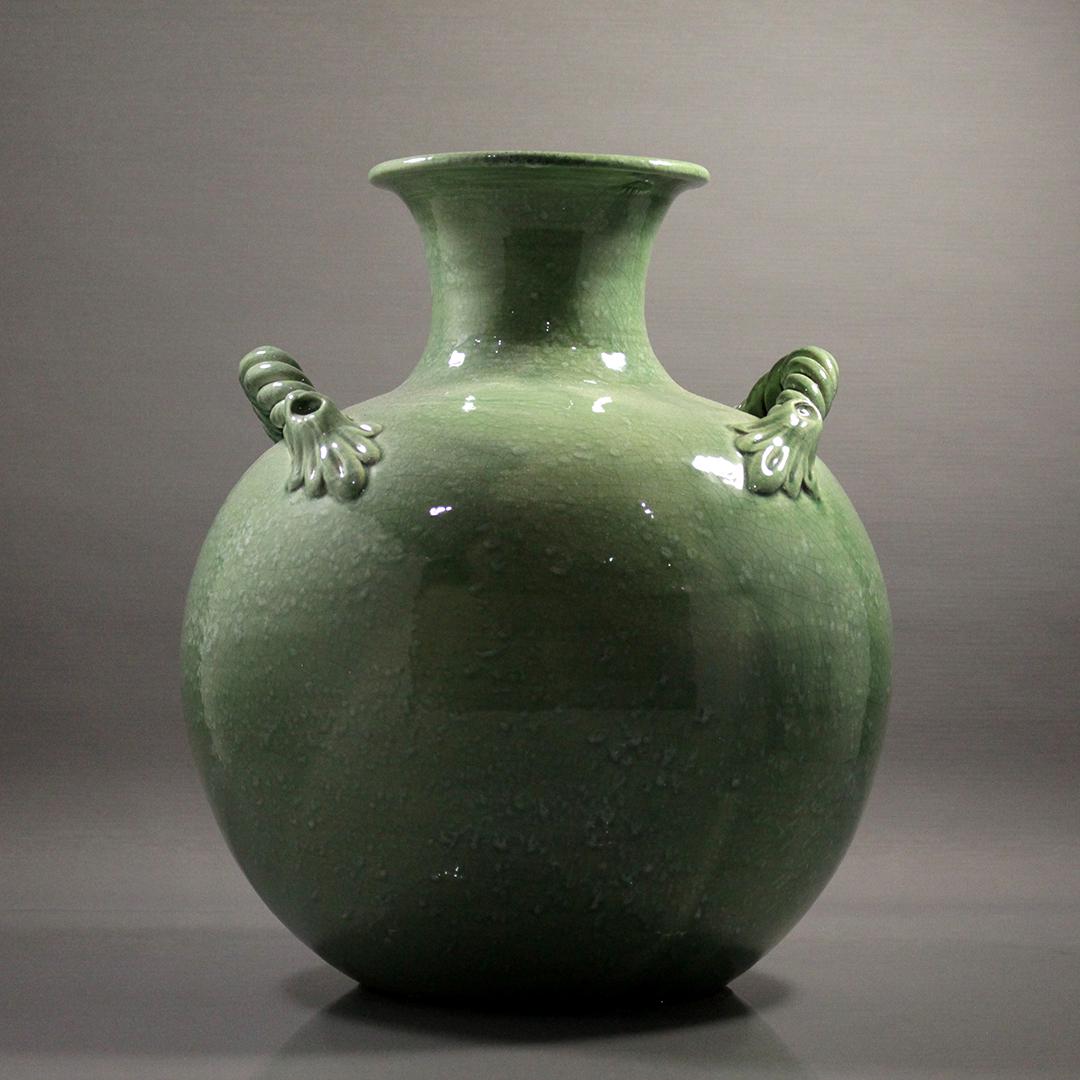 Ethan Allen Made in Italy Green Glaze Pottery Vase: Ethan Allen Made in Italy Green Glaze Pottery Vase. Size: 14.5h x 12w inches