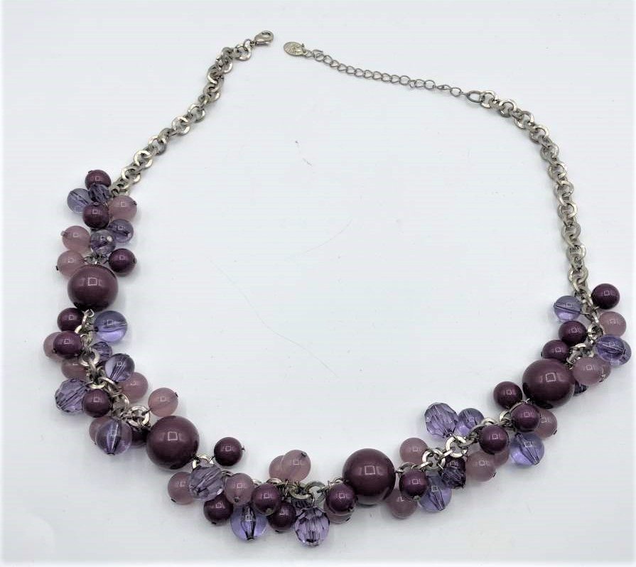 Robert Rose Acrylic Bead Necklace 24 in. length: Robert Rose Acrylic Bead Necklace 24 in. length.