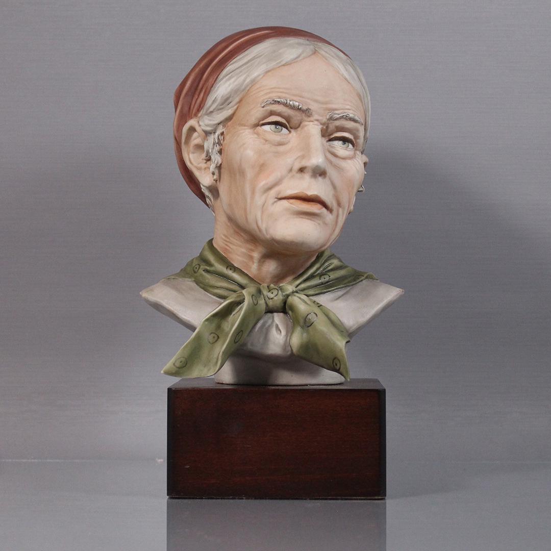 Sandro Maggioni 1979 Capodimonte Bust of Woman: Sandro Maggioni 1979 Capodimonte Bust of Woman. Artist signed and dated. Size: 10.75 in. x 4.75 in.