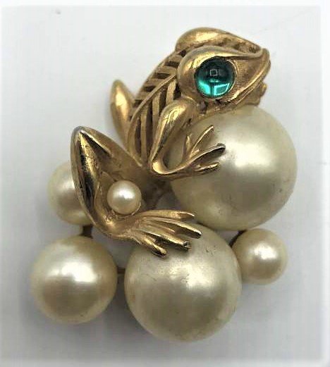 TRIFARI Signed Frog with Faux Pearls Brooch: TRIFARI Signed Frog with Faux Pearls Brooch. Size: 2 in. x 1.5 in.