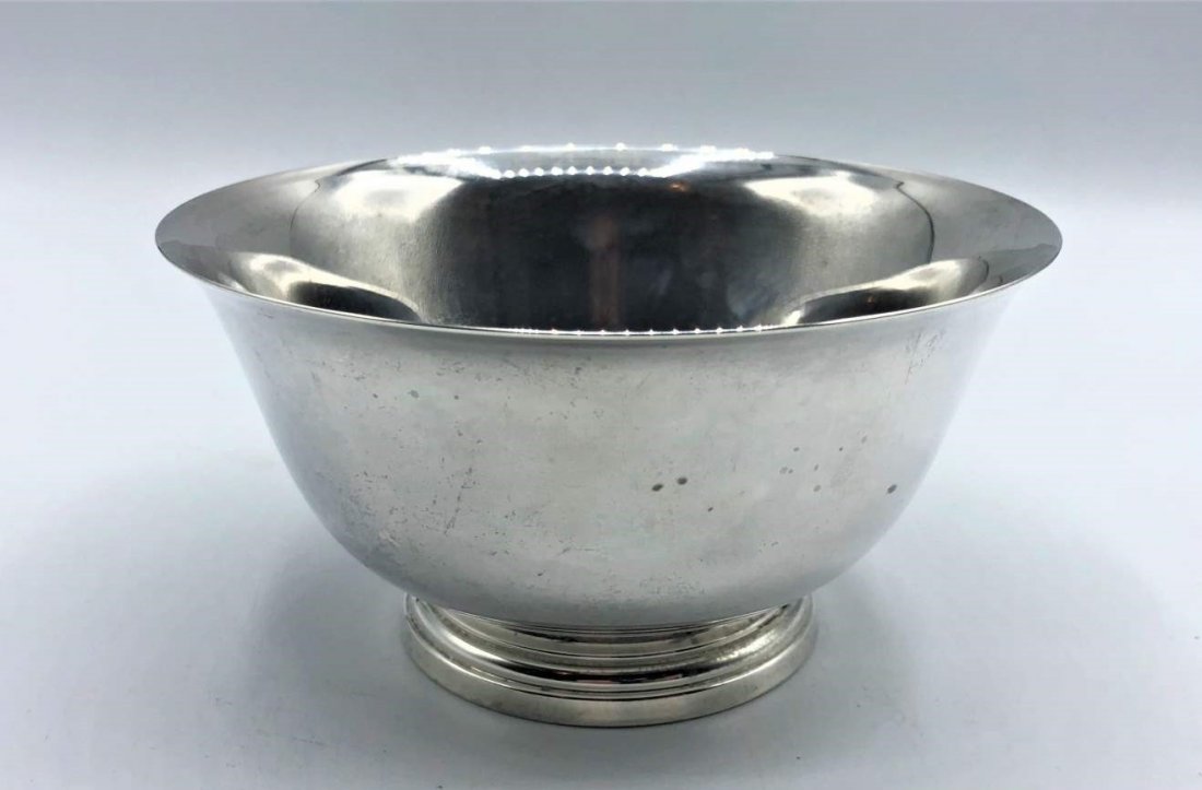 CARTIER Sterling Silver Bowl A Paul Revere Reproduction: CARTIER Sterling Silver Bowl A Paul Revere Reproduction #874. Size: 2.75 in. height, 5 1/8 in. diameter, base 2.75 in. diameter.
