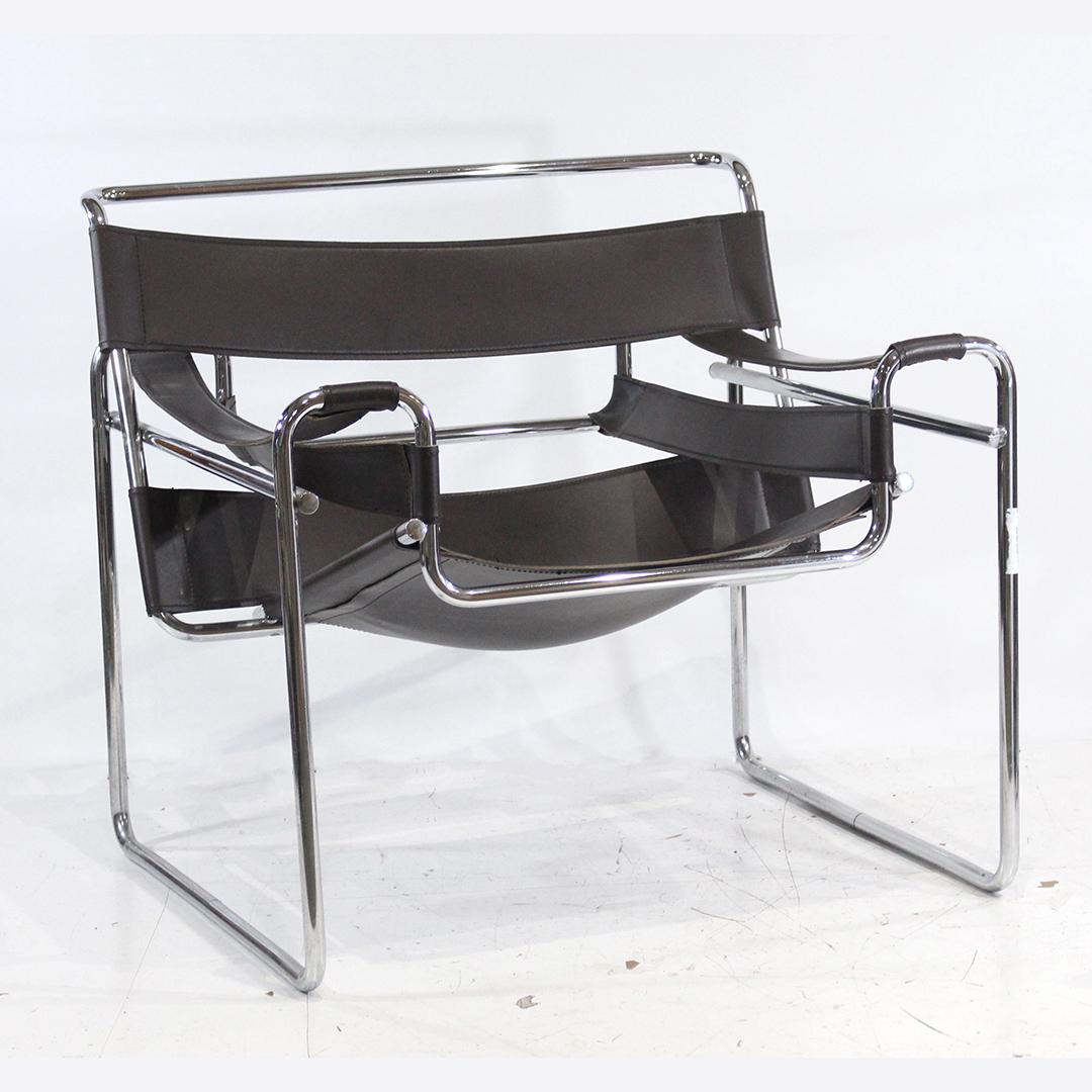 Marcel Breuer Wassily Style Black & Chrome Chair: Marcel Breuer Wassily Style Black & Chrome Chair. Clean. Size: 29 in. height, 30.5 in. wide