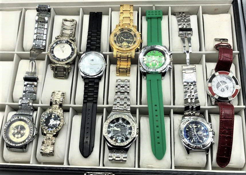 [9] Men's Large BLING Wristwatches - Assorted Variety (1 of 5)