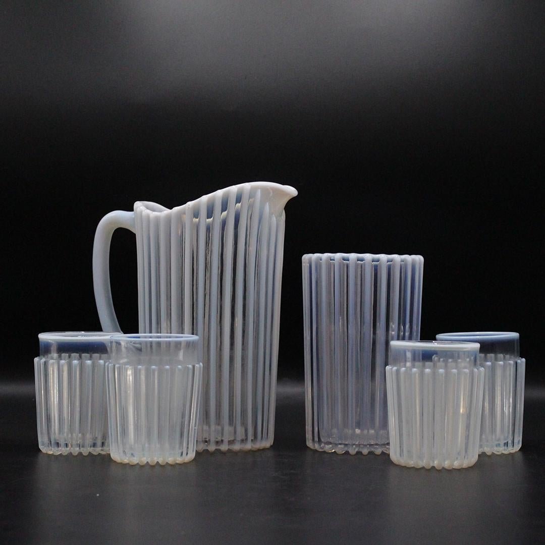 6 Piece Opalescent Reeded Glass Lemonade Set Vintage (1 of 10)