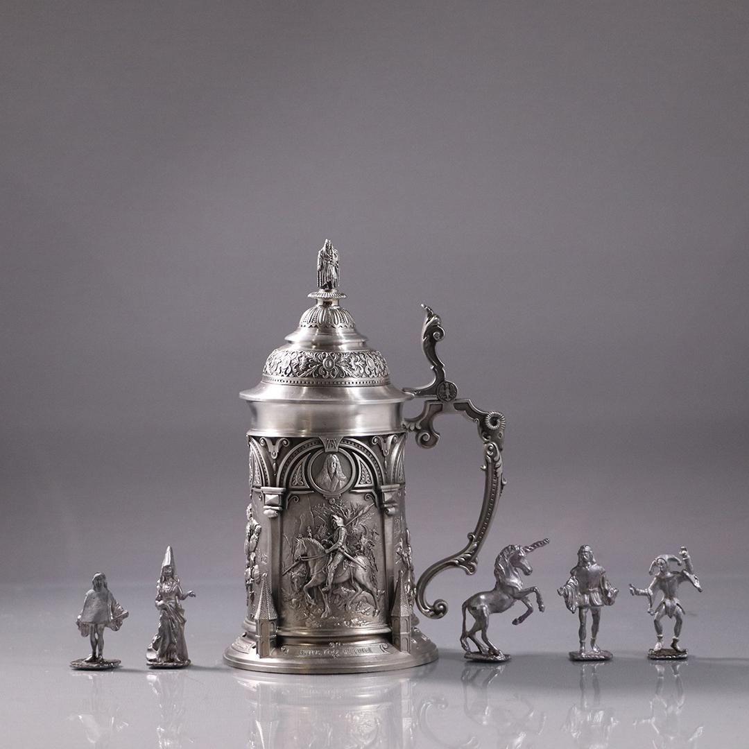 Zinn Galerie Albrecht Durer Pewter Tankard & 5 Figures: Zinn Galerie Albrecht Durer Pewter Tankard & 5 Figures, Marked on base of Tankard / Stein. Size: tankard 9 in. height x 6 in. wide ,small figures 2.25 in. height