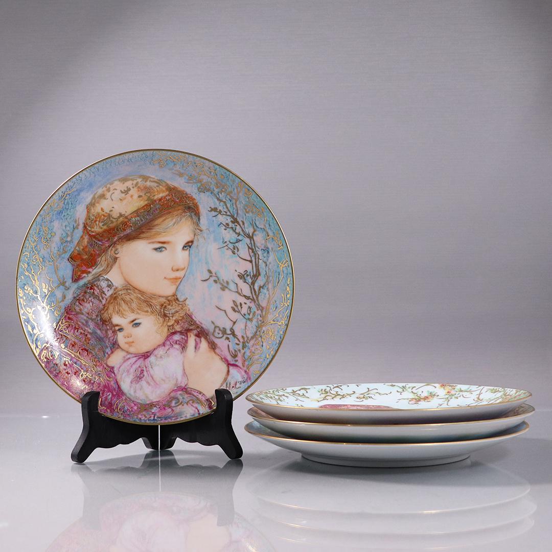 4 Edna Hibel Collector Plates Limited Edition Numbered: 4 Edna Hibel Collector Plates Limited Edition Numbered. Size: 8 in.diameter (amount 4x)