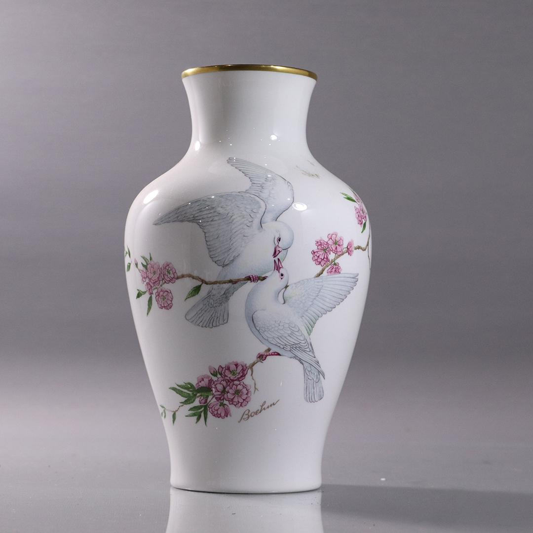 Edward Marshall Boehm Porcelain Tranquility Vase Doves: Edward Marshall Boehm Studios Porcelain Tranquility Vase White Doves. Marked on base, signed Boehm on side. Size: 10 in. height x 5.5 in. wide