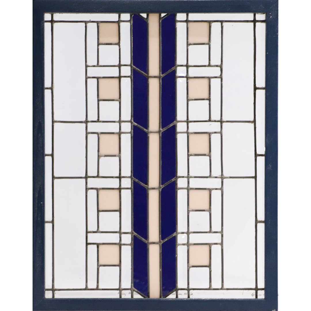 Leaded Stain Glass Window Style of Frank Lloyd Wright: Leaded Stain Glass Window Style of Frank Lloyd Wright. Good shape, no cracks in glass. Size: window 26.75 in. x 20.5 in.; outer frame 28 in. x 22 in.