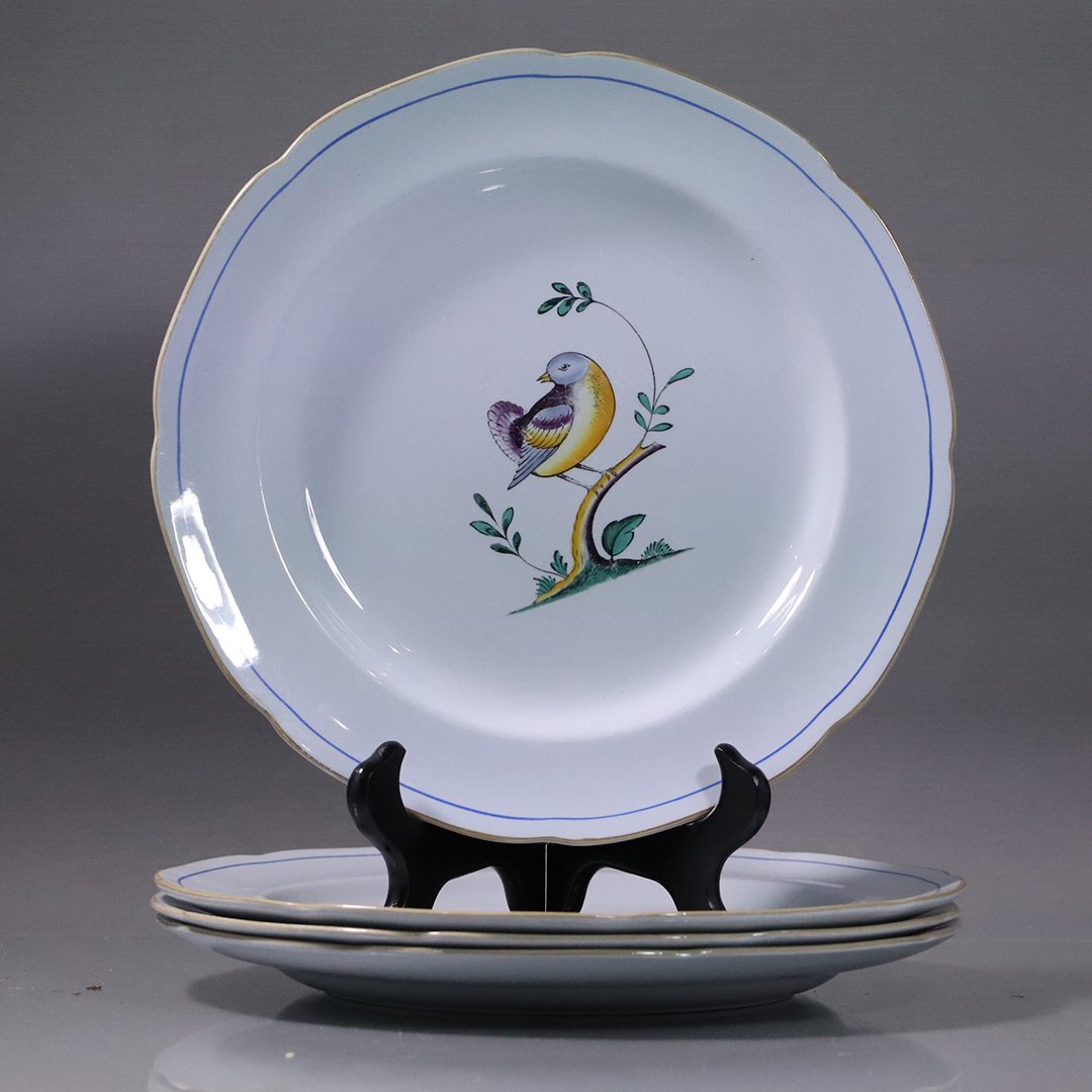 [4] Four SPODE England Porcelain Plates Queen's Bird: [4] Four SPODE England Porcelain Plates Queen's Bird . Size: 10.25 in. diameter