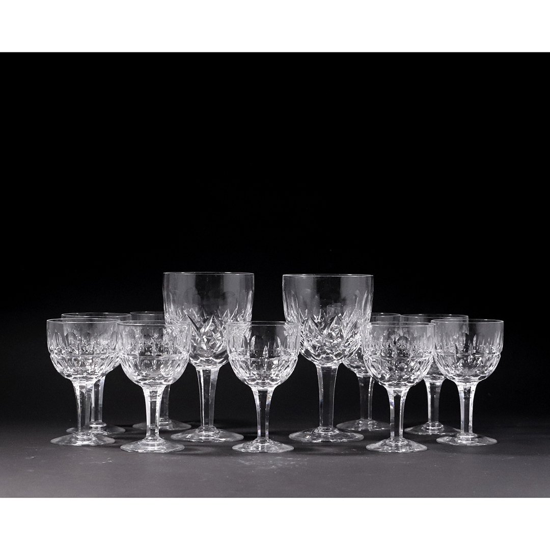 [11] Eleven STUART ENGLAND Signed Wine Glass Stemware: [11] Eleven STUART ENGLAND Signed Wine Glass Stemware. 2 different sizes. Size: 2 are 6 in. height, 9 are 4.5 in. height