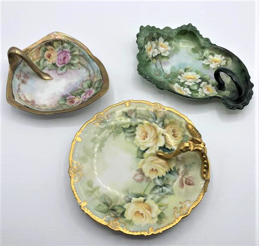 [3] Assorted Porcelain Dresser Pin Trays Hand Painted: [3] Assorted Porcelain Dresser Pin Trays / Nappies Hand Painted Floral decoration. Marked: RS Germany, M B, T&V Limoges France.