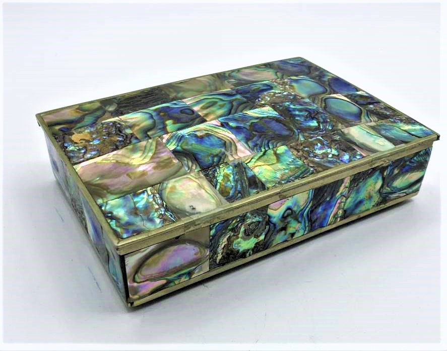 Mexico Alpaca Silver and Abalone Dresser Jewelry Box: Mexico Alpaca Silver and Abalone Dresser Jewelry Box. Marked: Mexico Alpaca. Size: 1.25 in. height, 5.75 in. length, 4 in. wide.