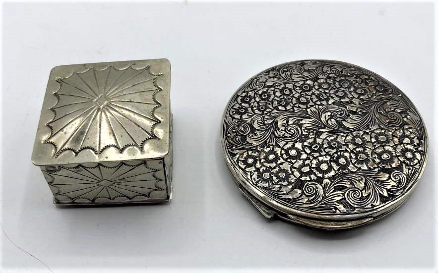 Sterling Silver Fancy Round Compact & Sterling Pin Box (1 of 5)
