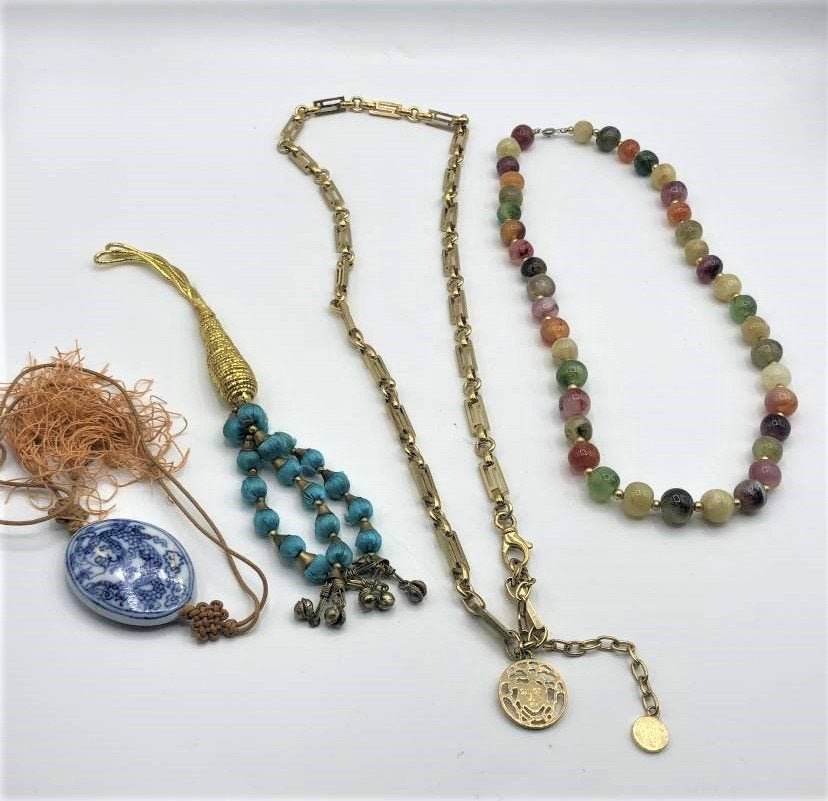 4 Assorted : 3 Necklaces Color Beads , Versace, Tassel (1 of 7)