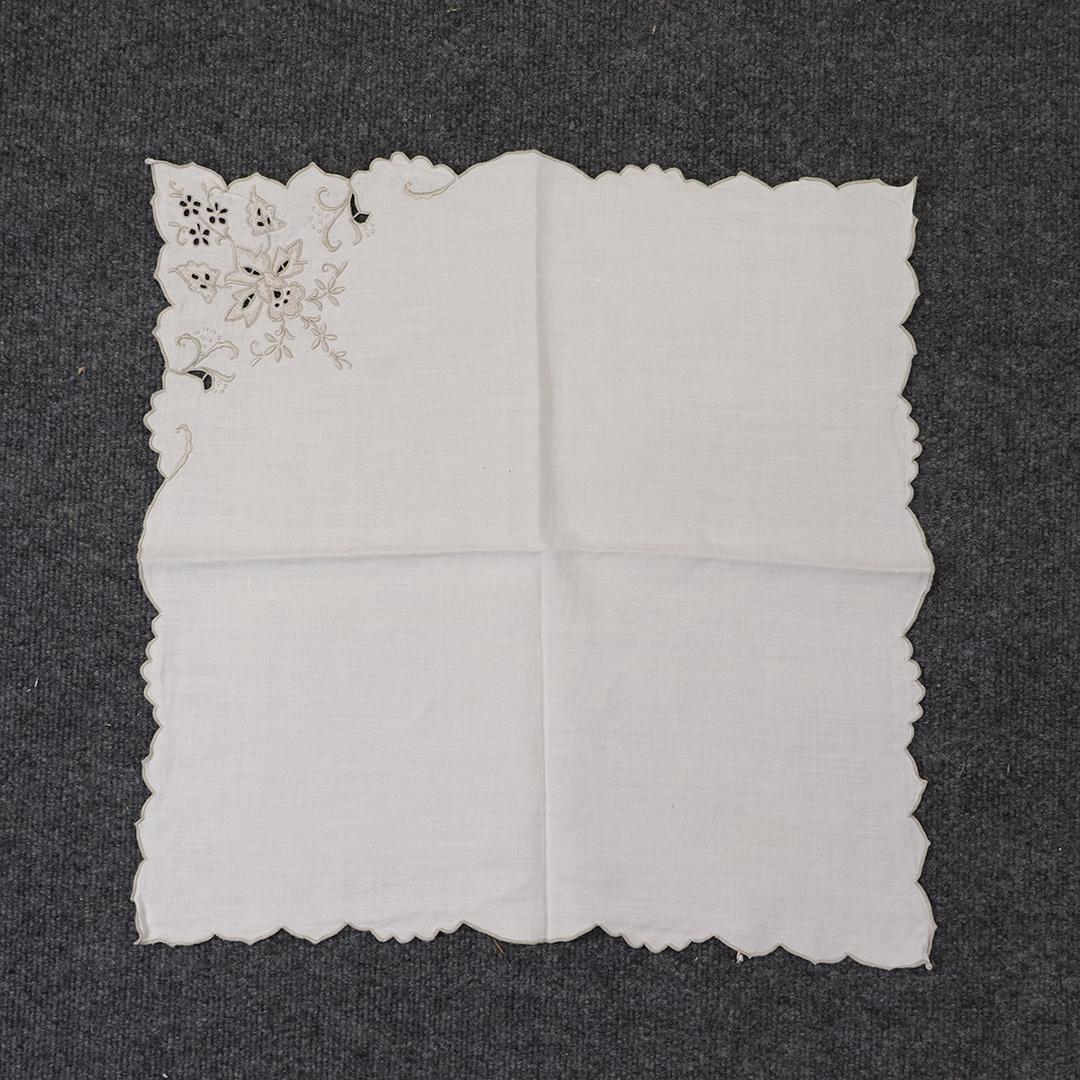 Vintage Lace Linen Napkins Set - Clean (1 of 5)